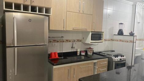 GREAT 2-BEDROOM APARTMENT WITH SUITE 2 BLOCKS FROM PRAIA GRANDE