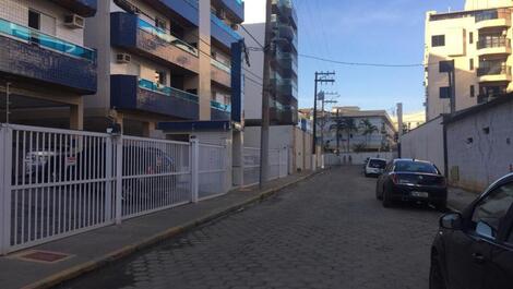 GREAT 2-BEDROOM APARTMENT WITH SUITE 2 BLOCKS FROM PRAIA GRANDE