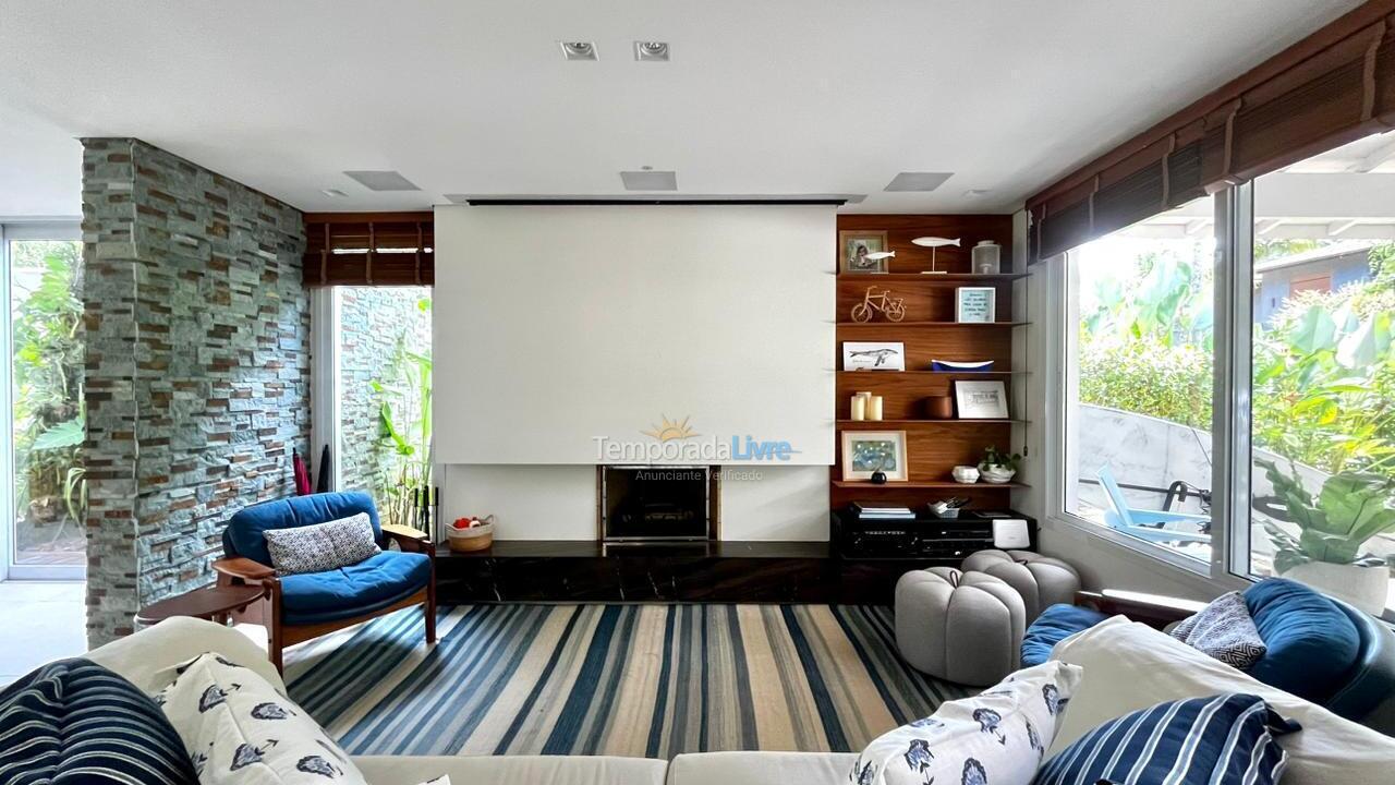 Casa para aluguel de temporada em São Sebastião (Juquehy)
