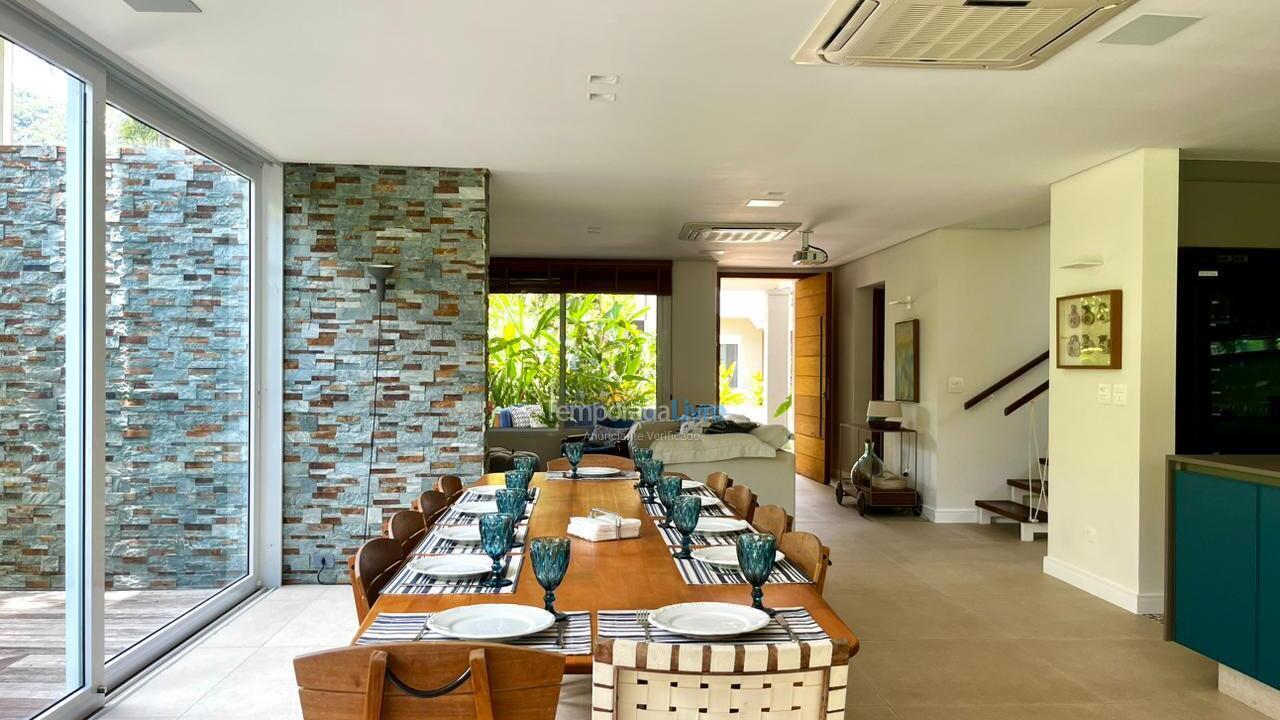 Casa para aluguel de temporada em São Sebastião (Juquehy)