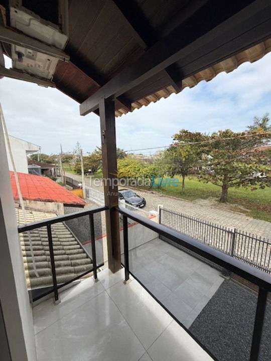 Casa para aluguel de temporada em São Francisco do Sul (Enseada)