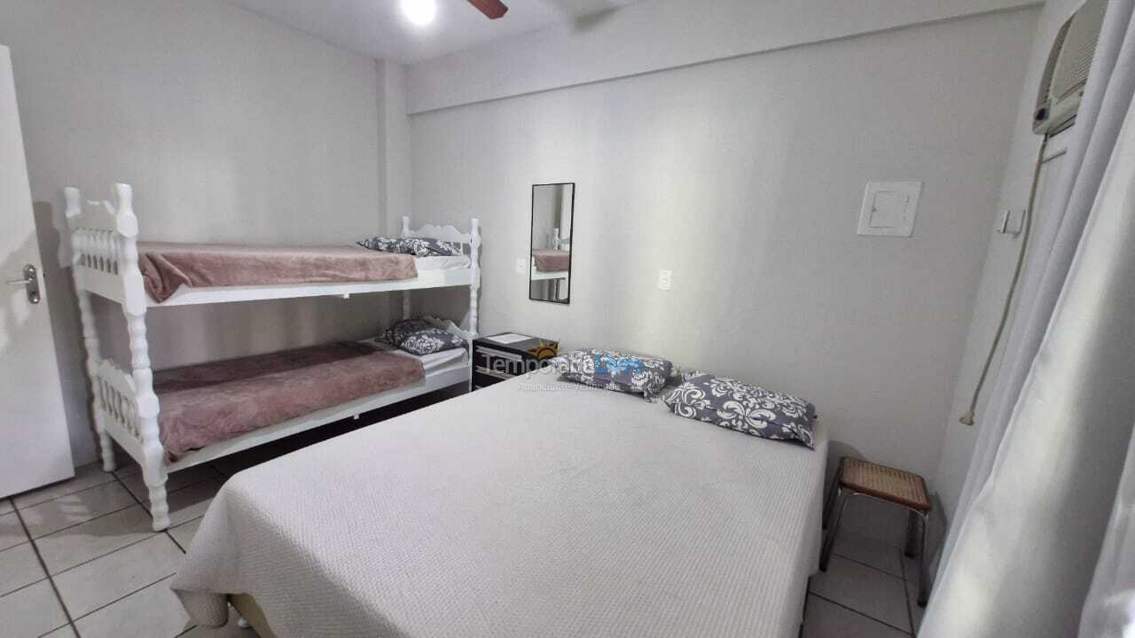 Casa para aluguel de temporada em Balneário Camboriú (Nações)