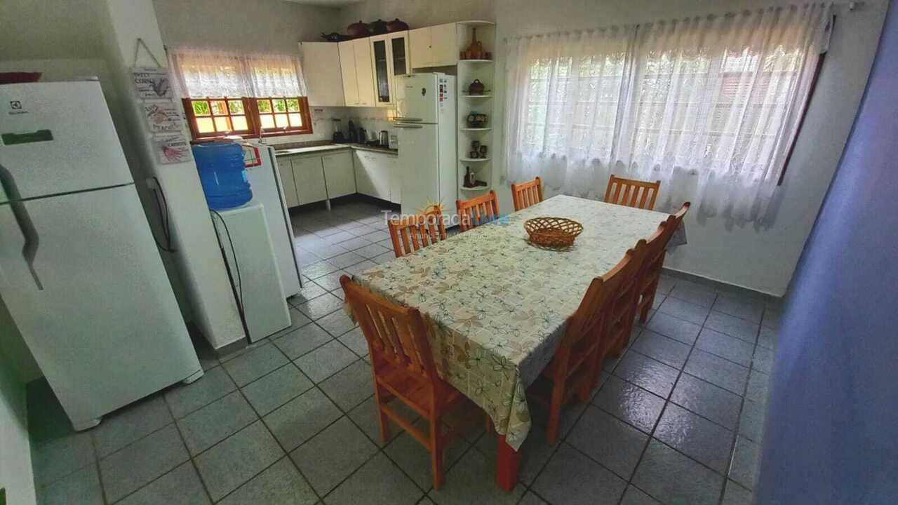 Casa para aluguel de temporada em São Sebastião (Toque Toque Pequeno)