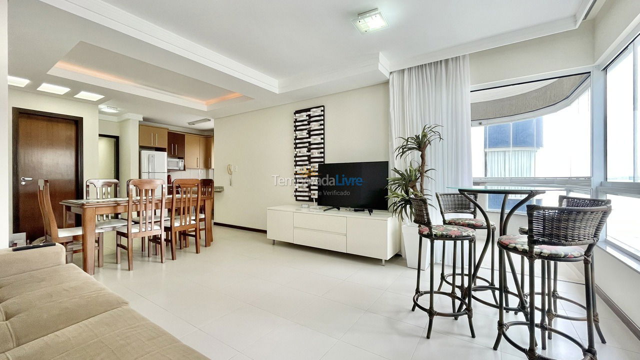 Apartamento para aluguel de temporada em Itapema (Meia Praia)
