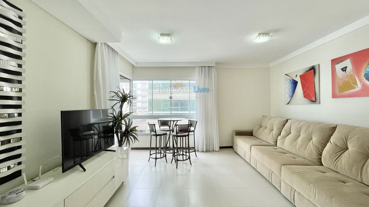 Apartamento para aluguel de temporada em Itapema (Meia Praia)
