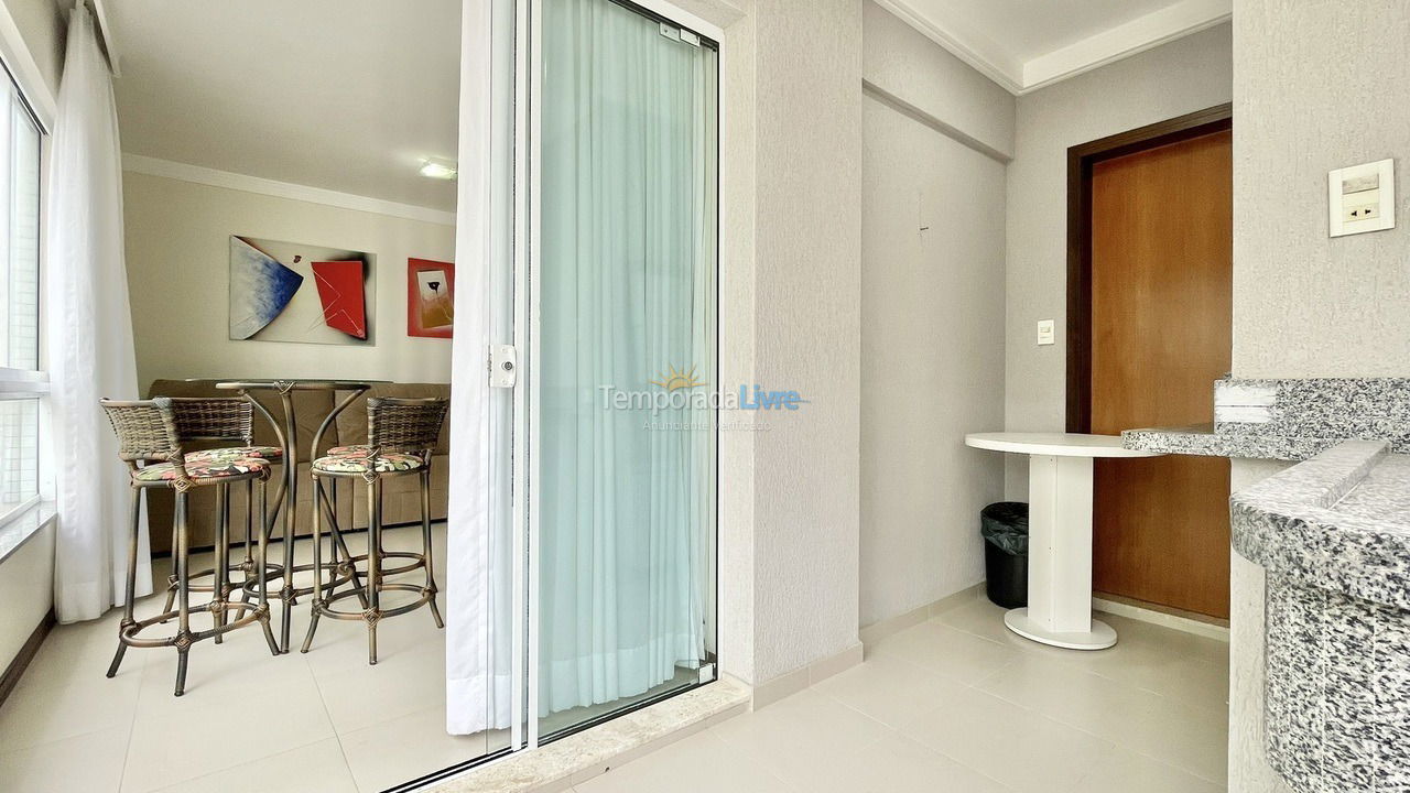 Apartamento para aluguel de temporada em Itapema (Meia Praia)