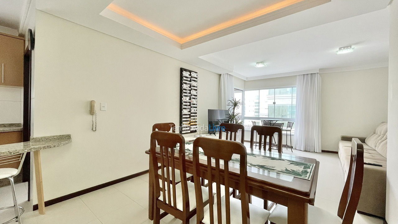Apartamento para aluguel de temporada em Itapema (Meia Praia)
