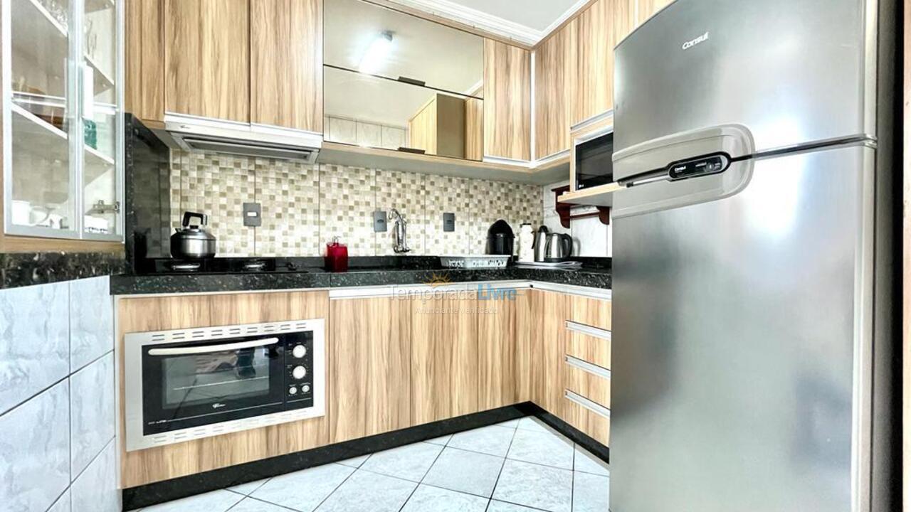 Apartment for vacation rental in Itapema (Meia Praia)