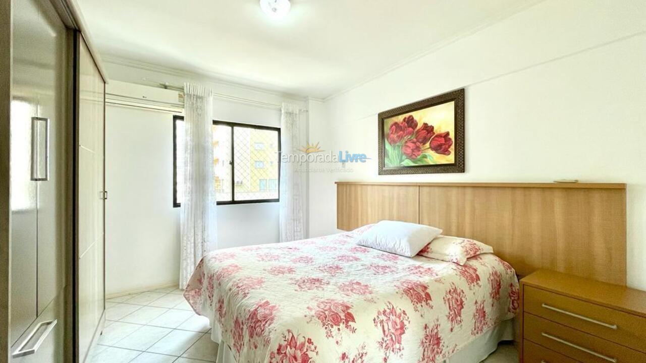 Apartment for vacation rental in Itapema (Meia Praia)