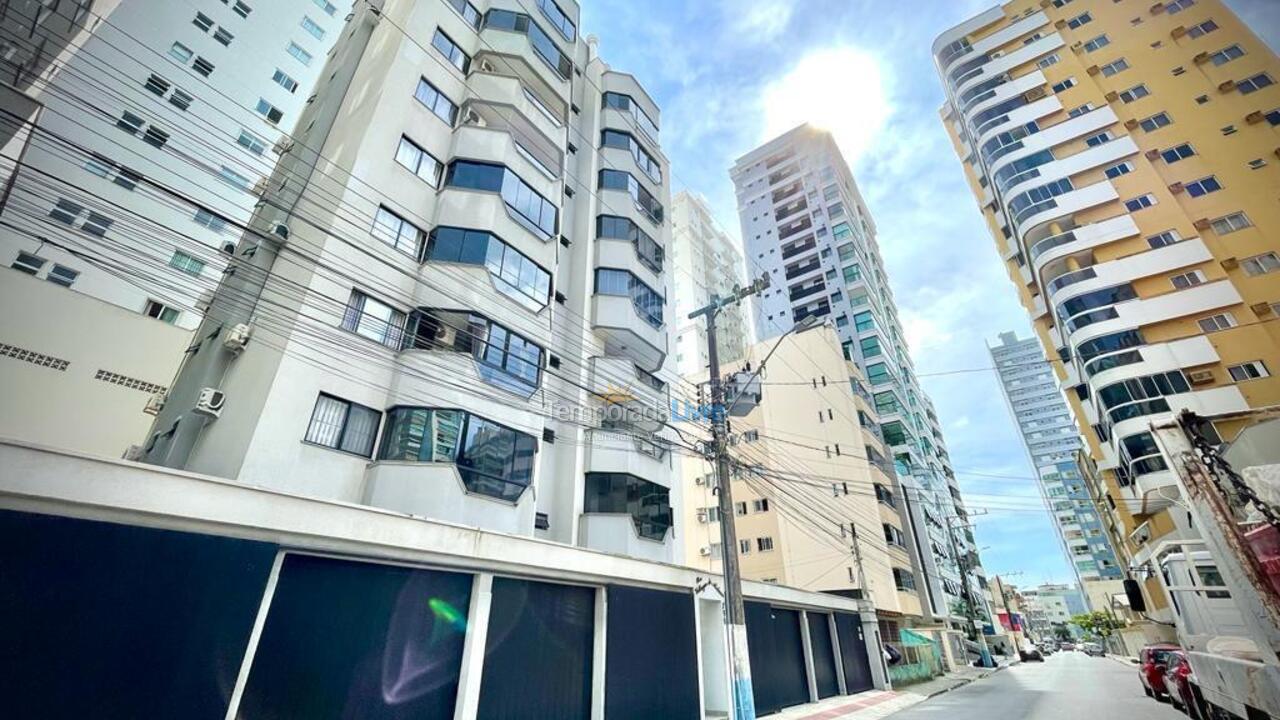 Apartment for vacation rental in Itapema (Meia Praia)