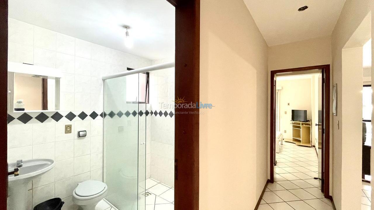 Apartamento para aluguel de temporada em Itapema (Meia Praia)