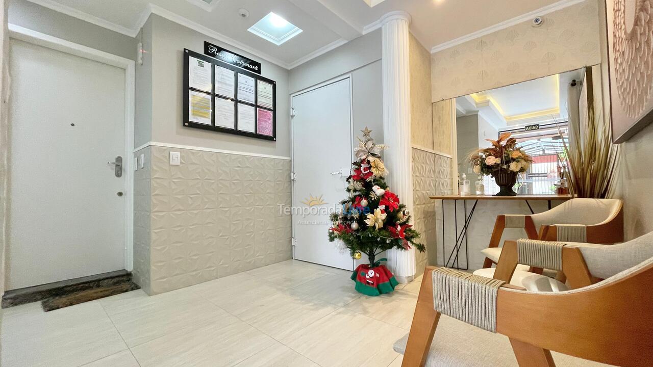 Apartamento para aluguel de temporada em Itapema (Meia Praia)