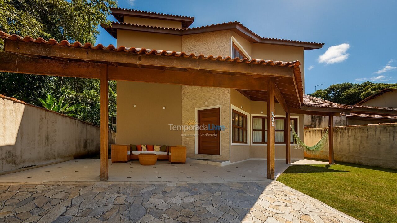 Casa para alquiler de vacaciones em São Sebastião (Praia da Boracéia)