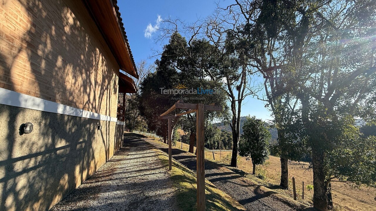 Casa para alquiler de vacaciones em Gonçalves (São Sebastião)