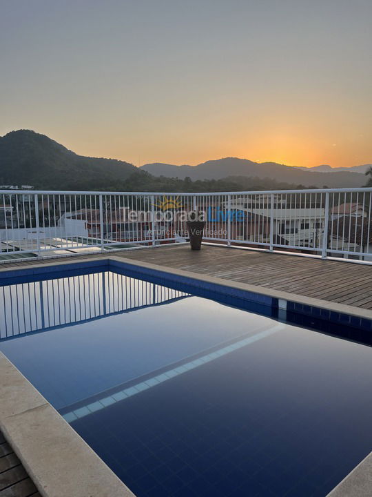 Casa para aluguel de temporada em Ubatuba (Praia Grande)