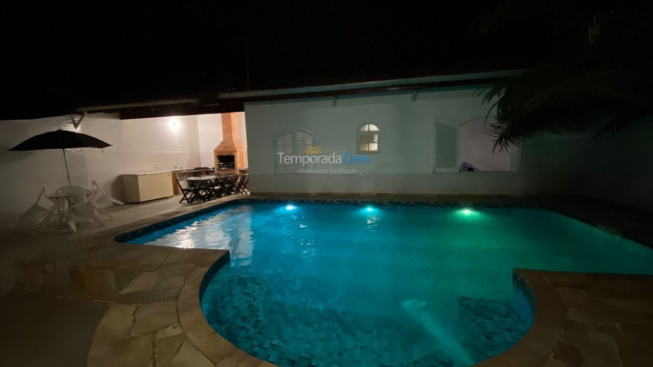 Casa para aluguel de temporada em Bertioga (Maitinga)