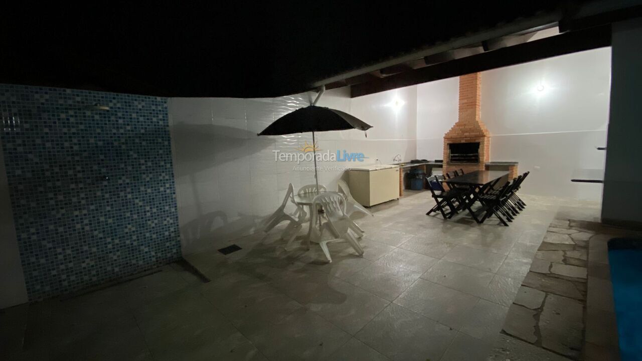 Casa para aluguel de temporada em Bertioga (Maitinga)
