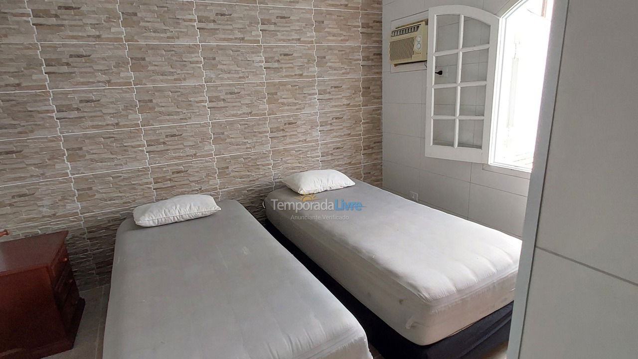 Casa para aluguel de temporada em Bertioga (Maitinga)
