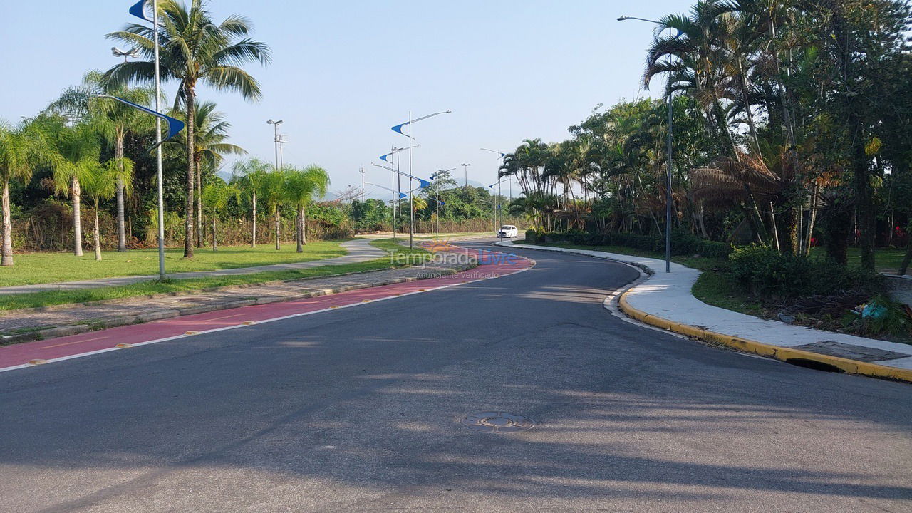 Casa para aluguel de temporada em Bertioga (Maitinga)
