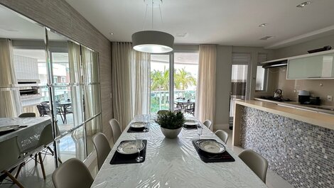 234 - Comfort and leisure at Boulevard Bombinhas