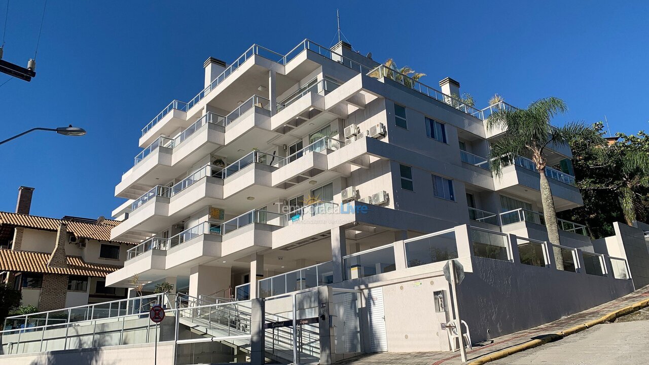 Apartamento para aluguel de temporada em Bombinhas (Santa Catarina)