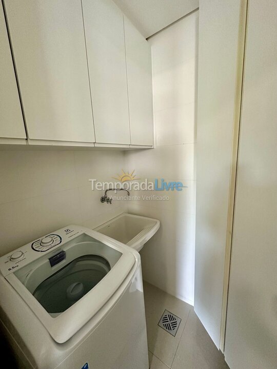 Apartment for vacation rental in Bombinhas (Praia de Bombinhas)