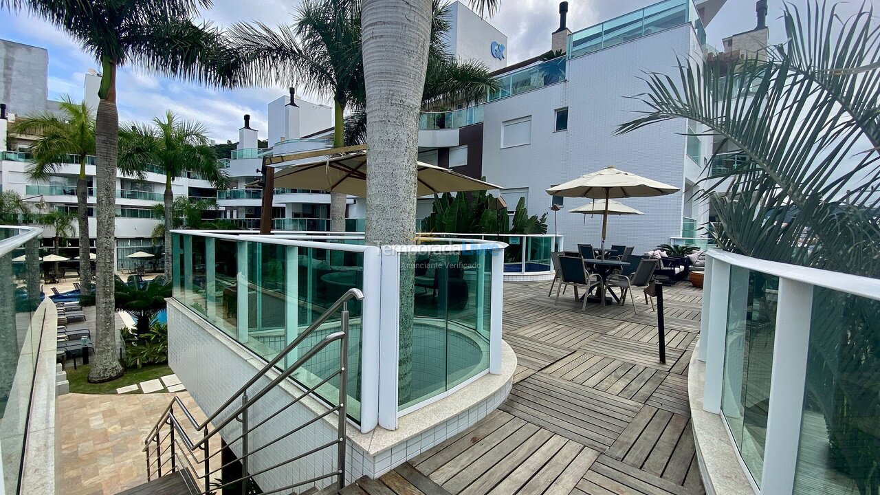 Apartment for vacation rental in Bombinhas (Praia de Bombinhas)