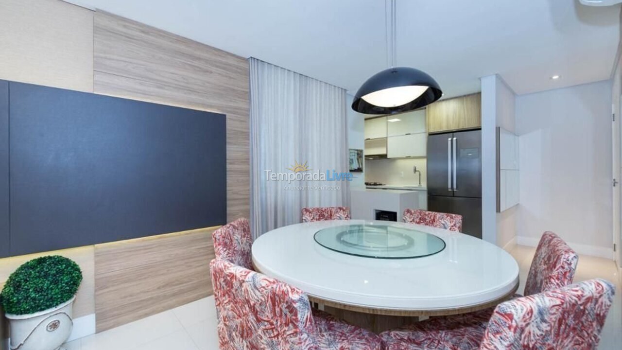 Apartment for vacation rental in Bombinhas (Praia de Bombas)