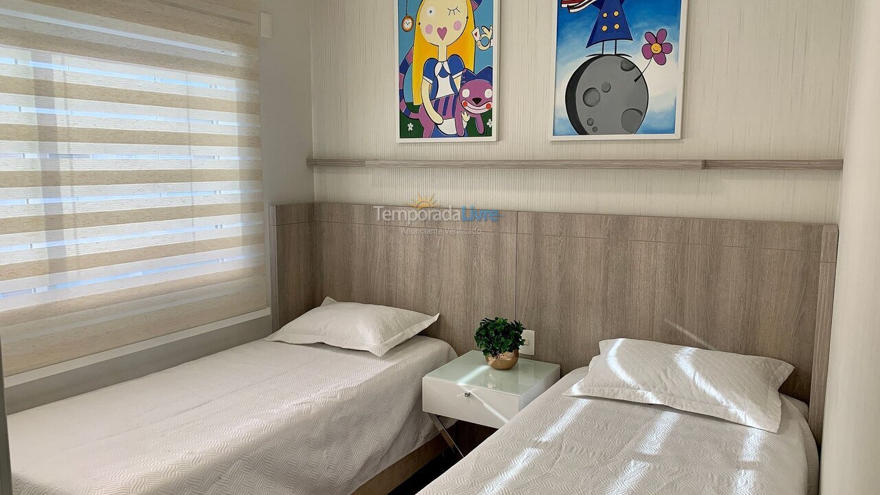 Apartment for vacation rental in Bombinhas (Praia de Bombas)