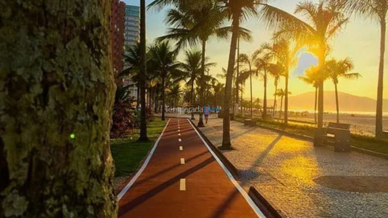 Apartamento para aluguel de temporada em Praia Grande (Vila Tupi)