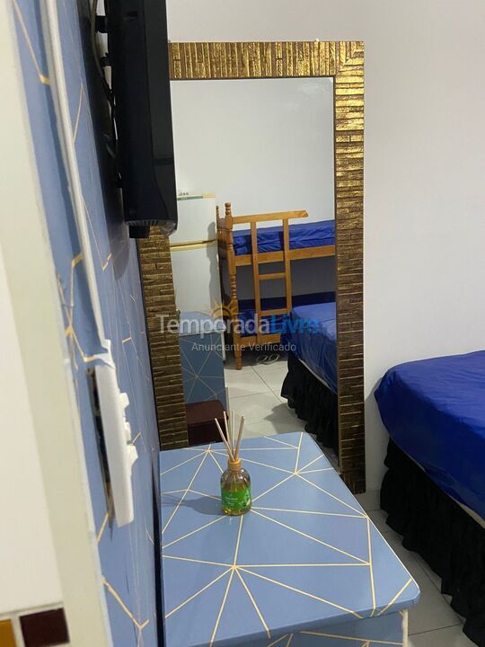 Apartamento para aluguel de temporada em Praia Grande (Vila Tupi)