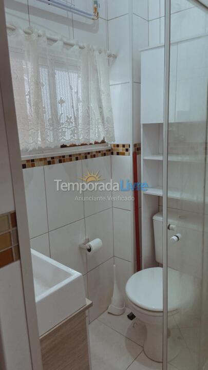 Apartamento para aluguel de temporada em Praia Grande (Vila Tupi)