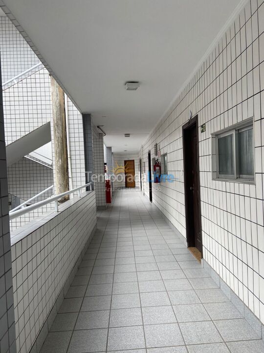 Apartamento para aluguel de temporada em Praia Grande (Vila Tupi)