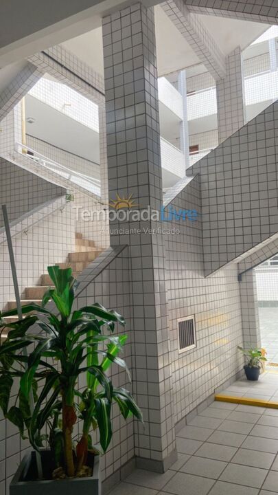 Apartamento para aluguel de temporada em Praia Grande (Vila Tupi)