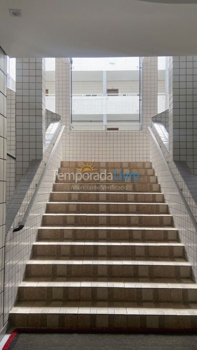 Apartamento para aluguel de temporada em Praia Grande (Vila Tupi)