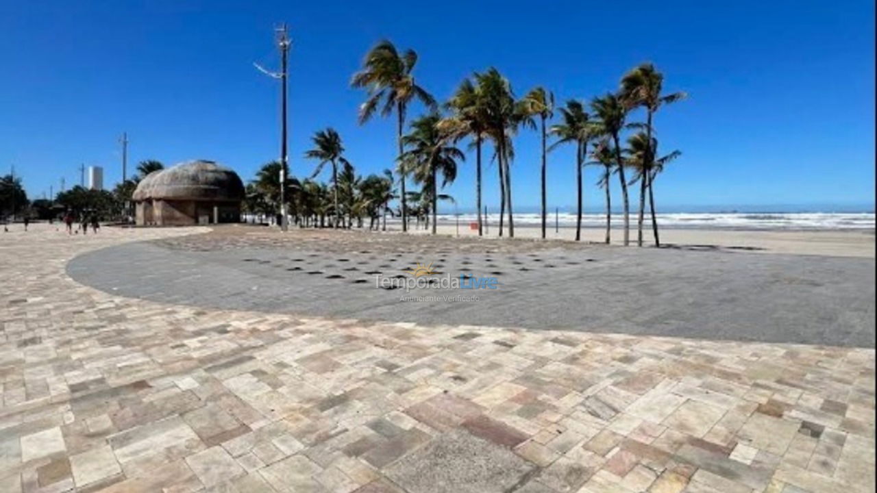 Apartamento para aluguel de temporada em Praia Grande (Vila Tupi)
