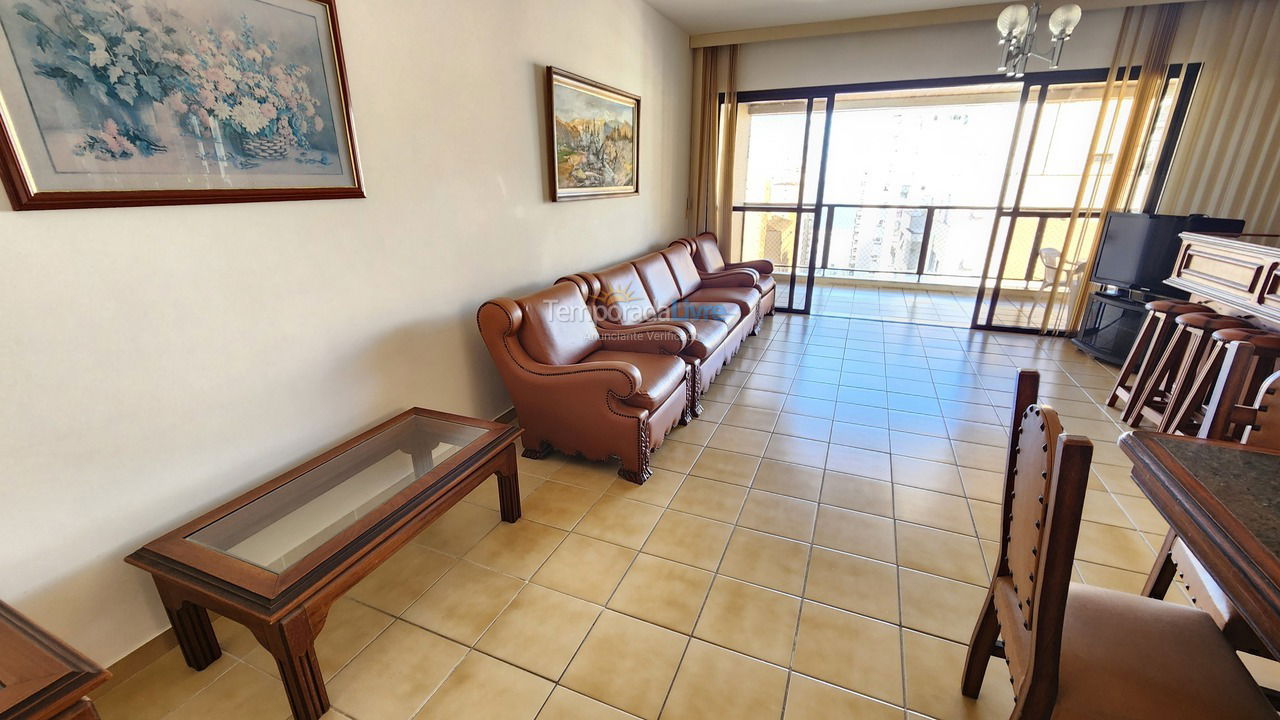 Apartamento para aluguel de temporada em Guarujá (Pitangueiras)