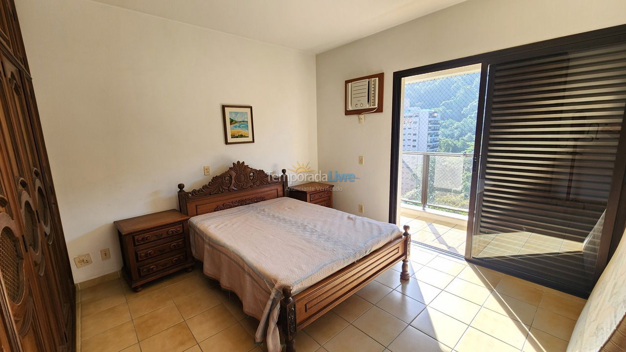 Apartamento para aluguel de temporada em Guarujá (Pitangueiras)