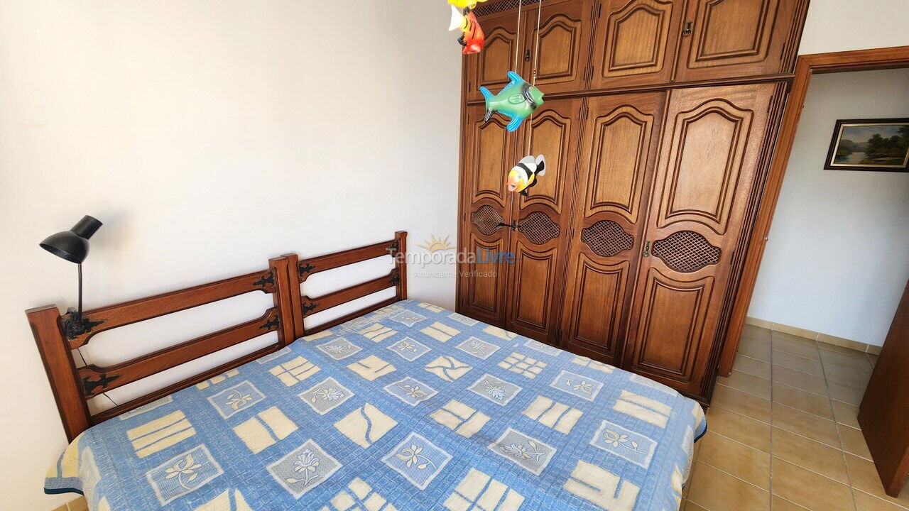 Apartamento para aluguel de temporada em Guarujá (Pitangueiras)