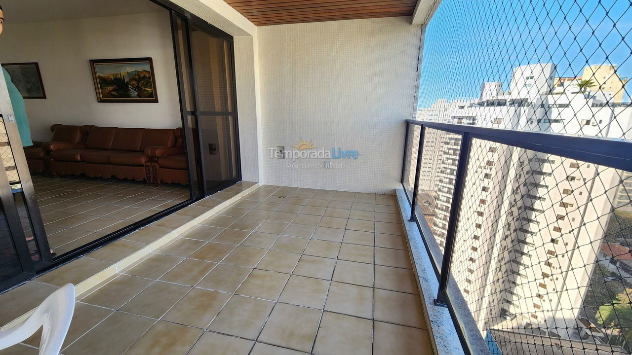 Apartamento para aluguel de temporada em Guarujá (Pitangueiras)
