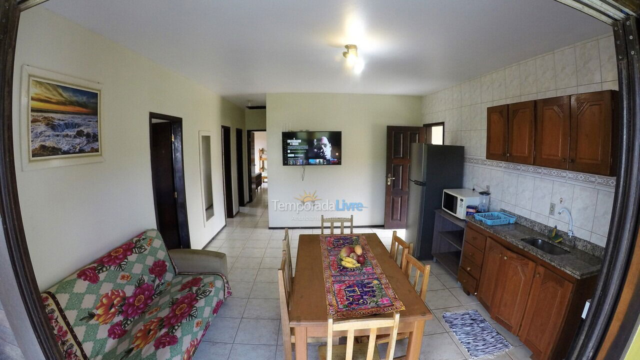 Apartment for vacation rental in Garopaba (Praia da Ferrugem)