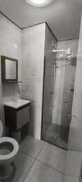 Apartamento 2 Dormitórios ao lado do mar em Canasvieiras