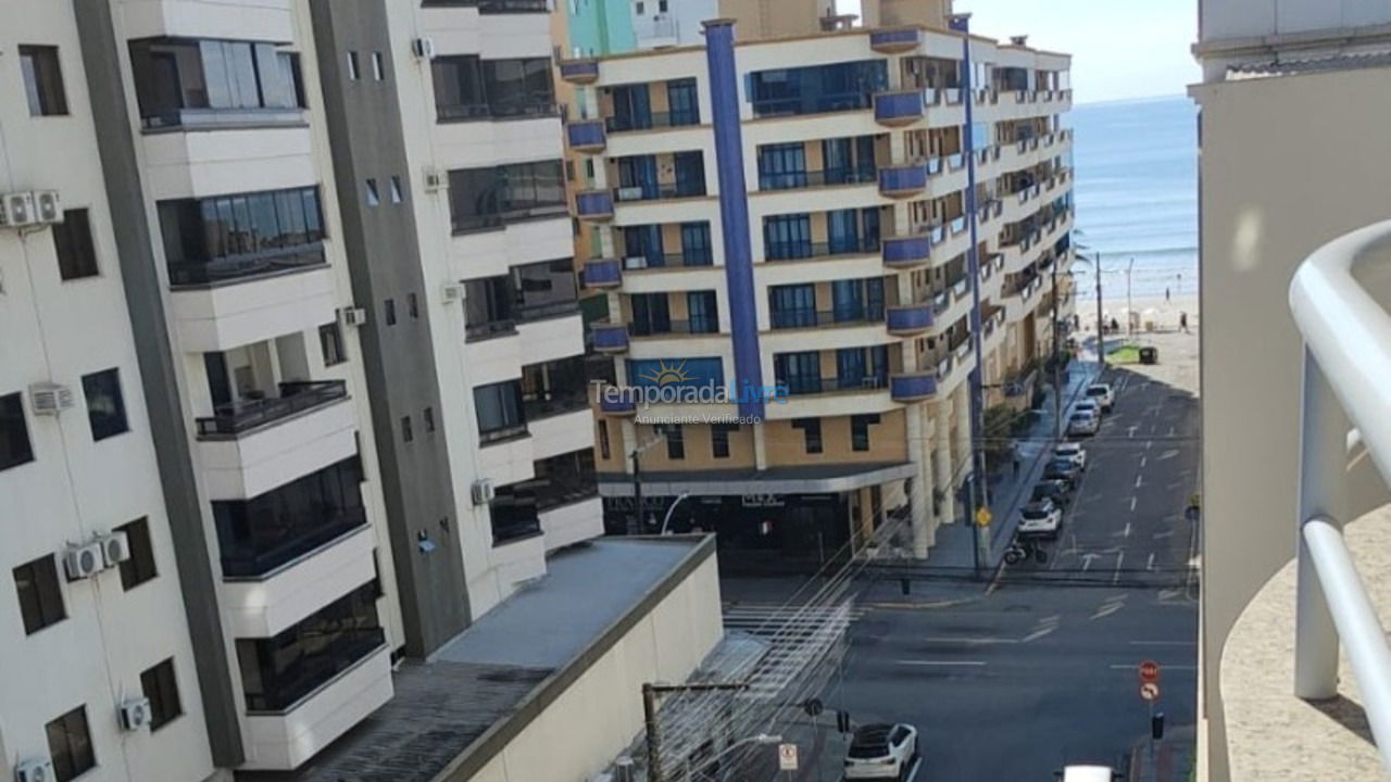 Apartamento para aluguel de temporada em Itapema (Meia Praia)