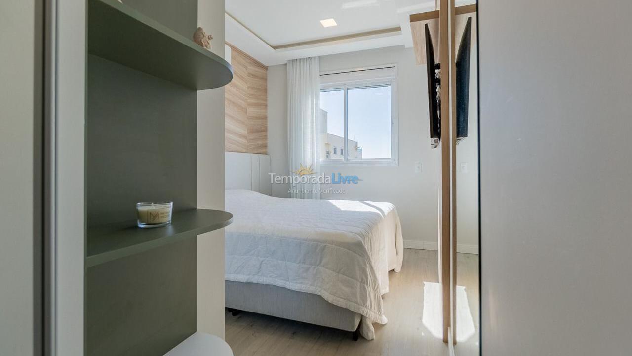 Apartment for vacation rental in Bombinhas (Praia de Bombas)