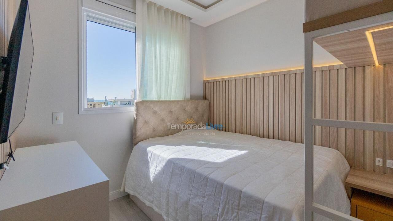 Apartment for vacation rental in Bombinhas (Praia de Bombas)