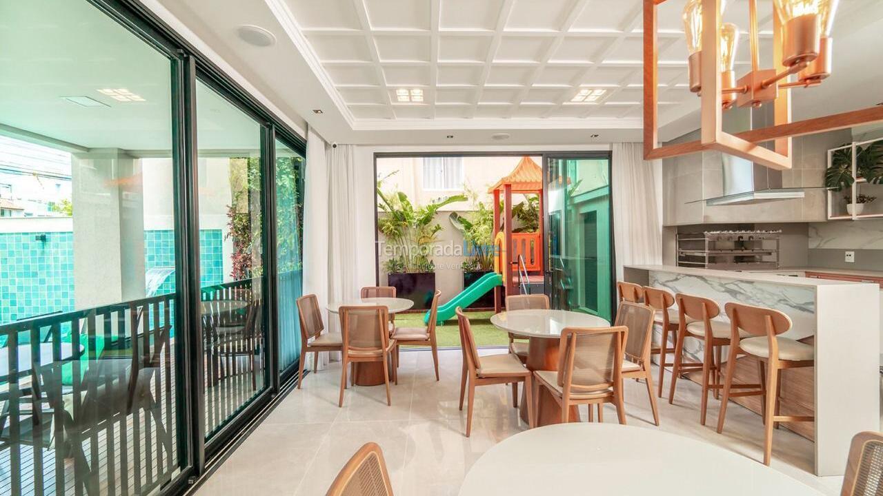 Apartment for vacation rental in Bombinhas (Praia de Bombas)
