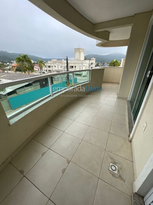 Apartamento para aluguel de temporada em Bombinhas (Praia de Bombas)
