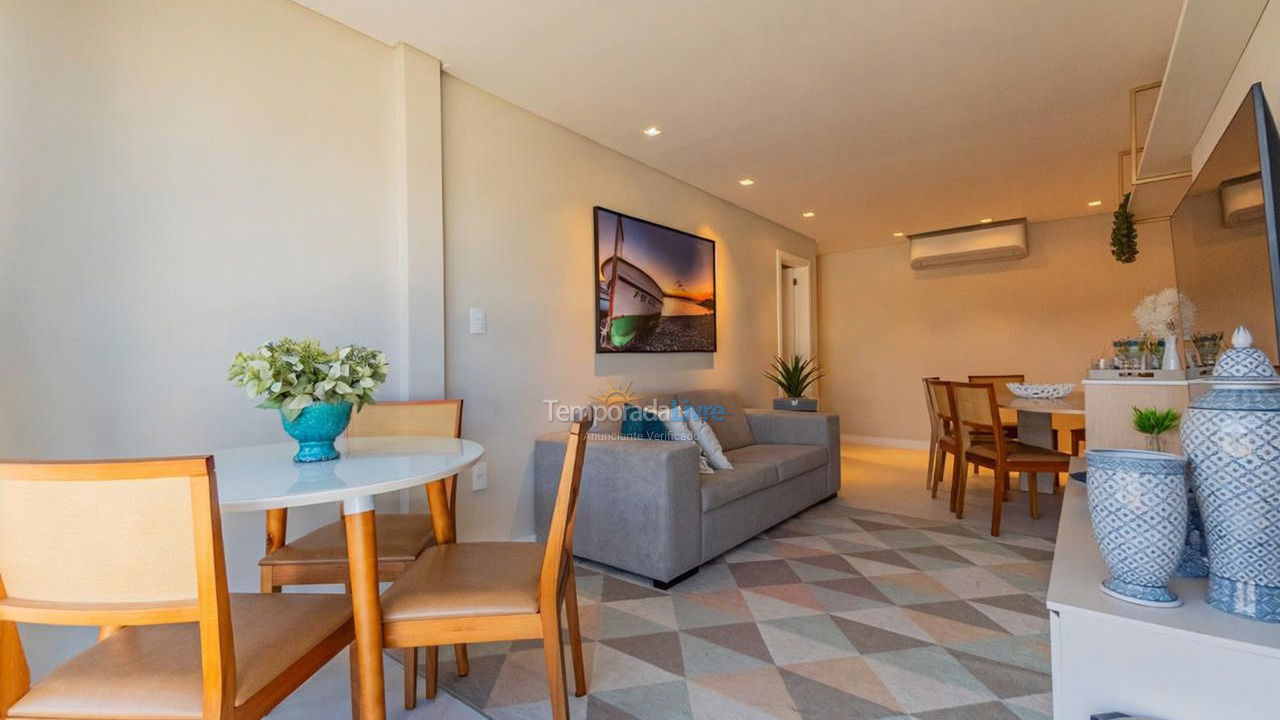 Apartamento para alquiler de vacaciones em Bombinhas (Praia de Bombas)