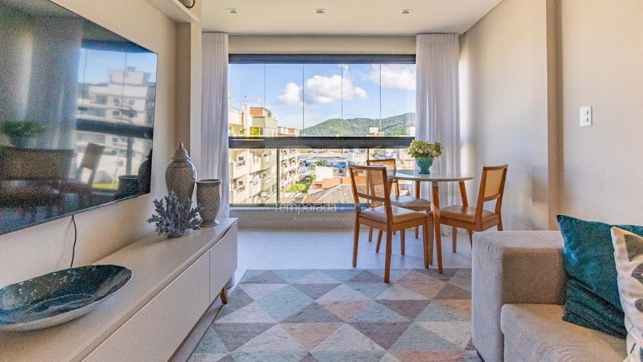 Apartamento para alquiler de vacaciones em Bombinhas (Praia de Bombas)