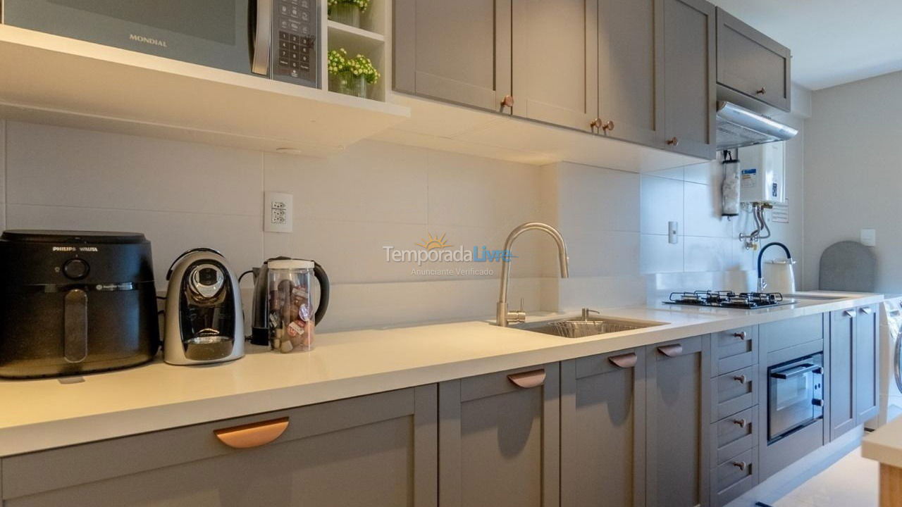Apartamento para alquiler de vacaciones em Bombinhas (Praia de Bombas)